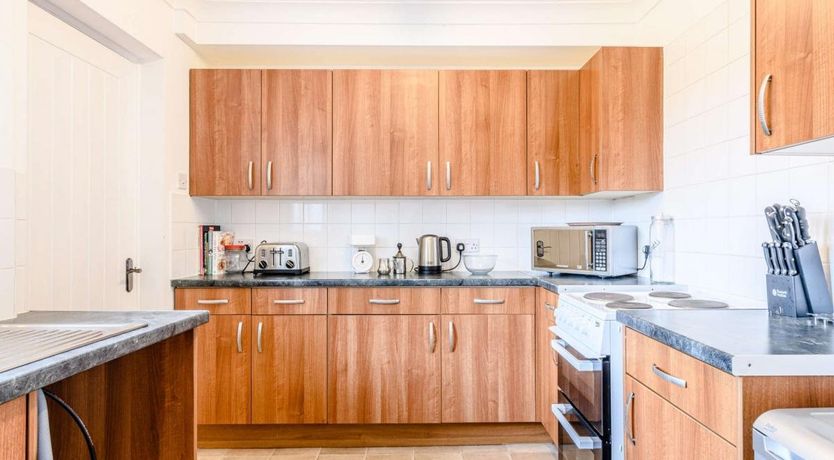 Photo of 2 Bed in Holt