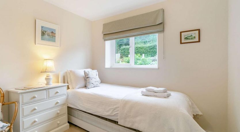 Photo of 2 Bed in Lanteglos