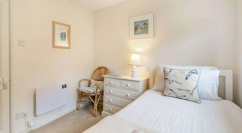 Photo of 2 Bed in Lanteglos