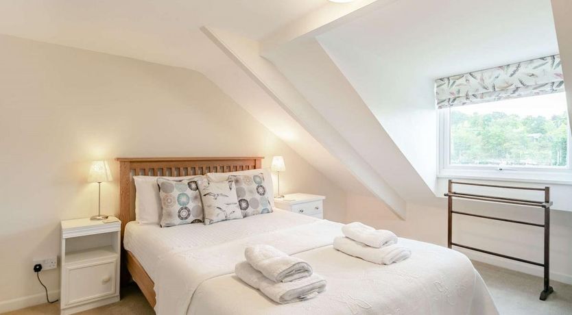 Photo of 2 Bed in Lanteglos