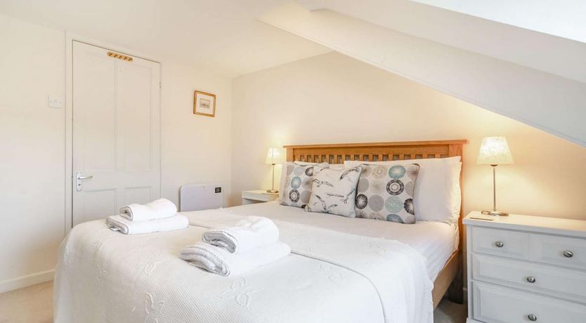 Photo of 2 Bed in Lanteglos