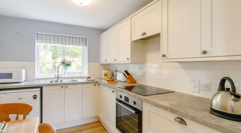 Photo of 2 Bed in Lanteglos