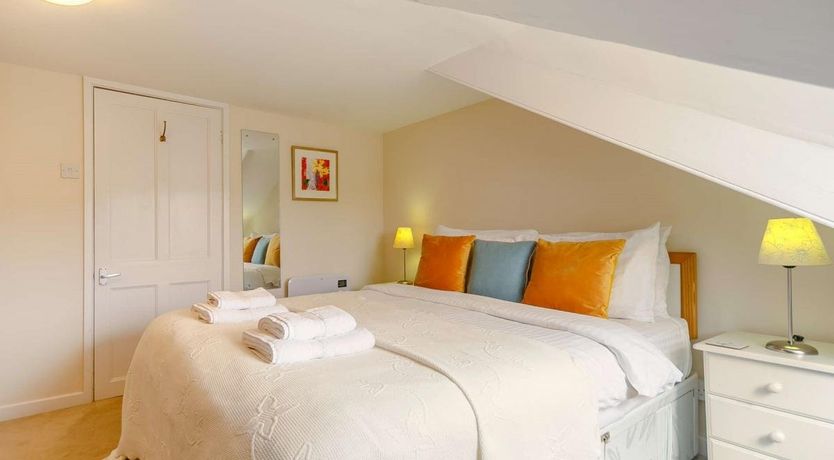 Photo of 2 Bed in Lanteglos