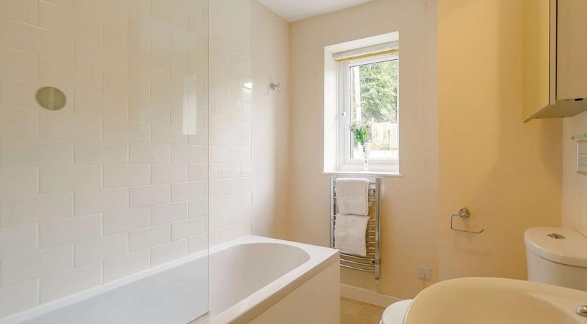 Photo of 2 Bed in Lanteglos