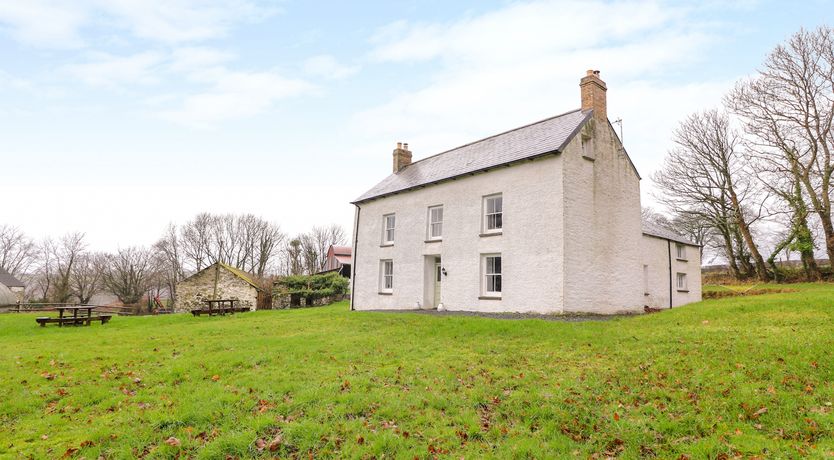 Photo of Llwyncadfor Farm