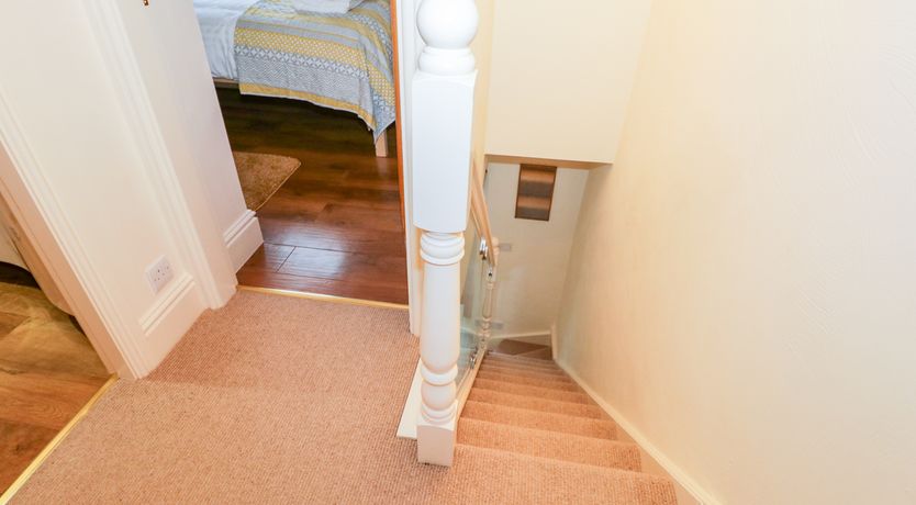 Photo of 3 School View