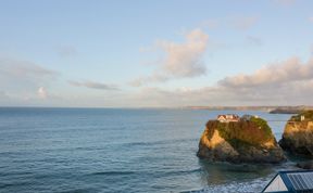 Photo of Onshore 6 - Newquay Towan Beach View