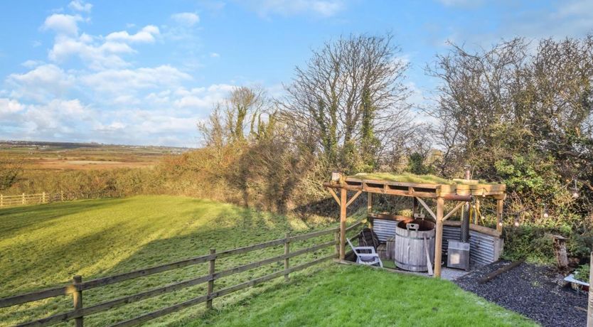 Photo of 1 Bed in Pentre Berw