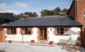 Photo of 2 Bed in Merstone