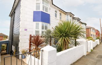 White Haven Apartment