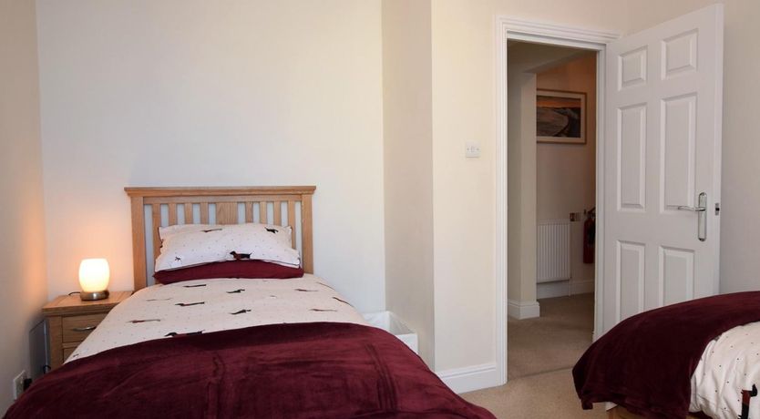 Photo of 2 Bed in Eastbourne