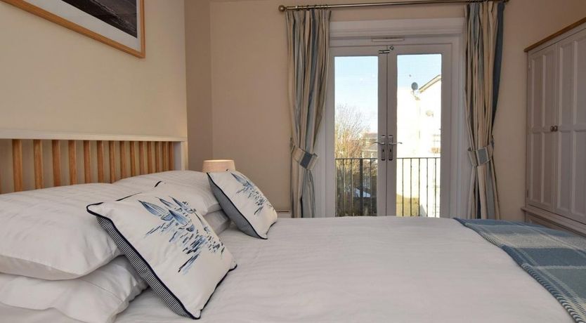 Photo of 2 Bed in Eastbourne