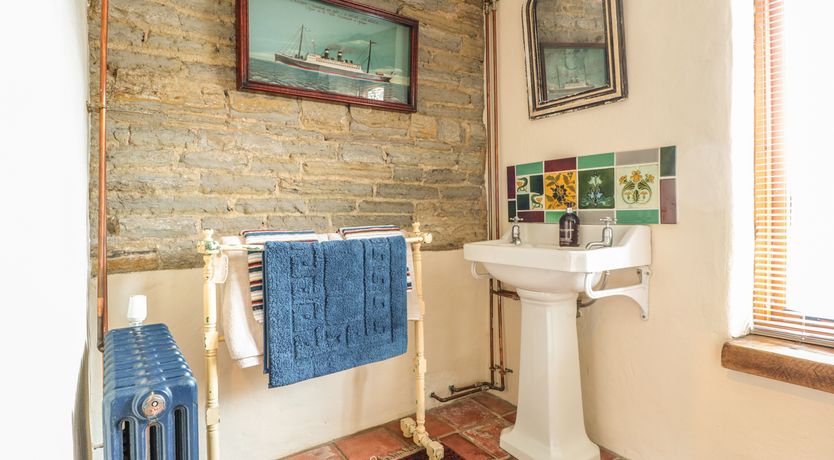 Photo of Jackdaw's Roost