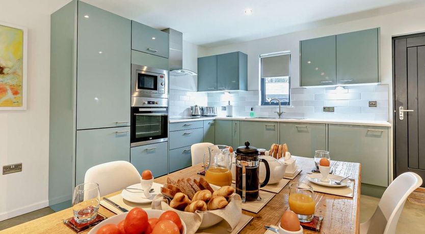 Photo of 2 Bed in West Putford