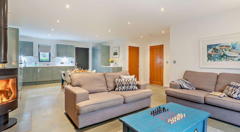 Photo of 2 Bed in West Putford