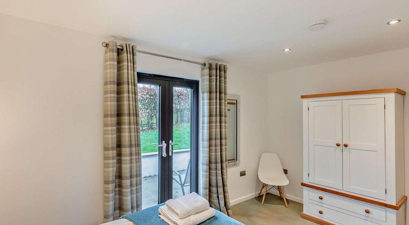 Photo of 2 Bed in West Putford