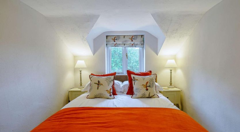 Photo of 3 Bed in Grange-over-sands