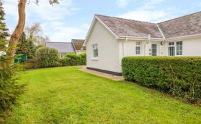 Photo of 4 Hanbury Lodge