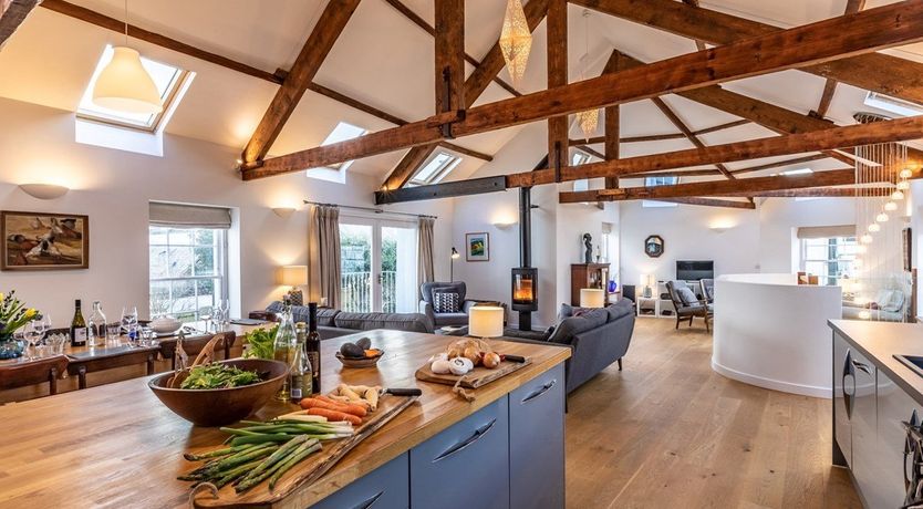 Photo of 5 Bed in Appledore