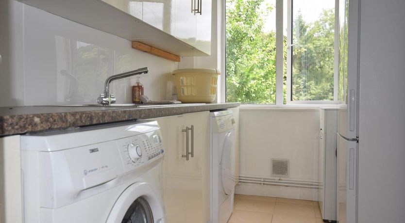 Photo of 4 Bed in Ross -on- Wye