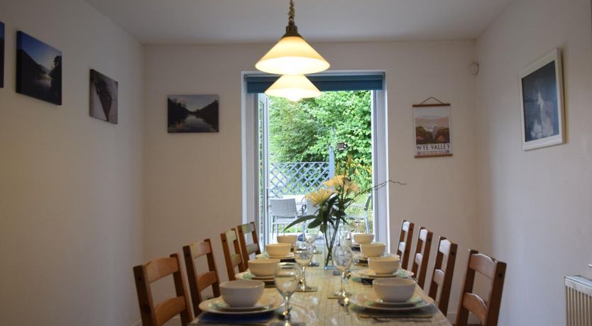 Photo of 4 Bed in Ross -on- Wye