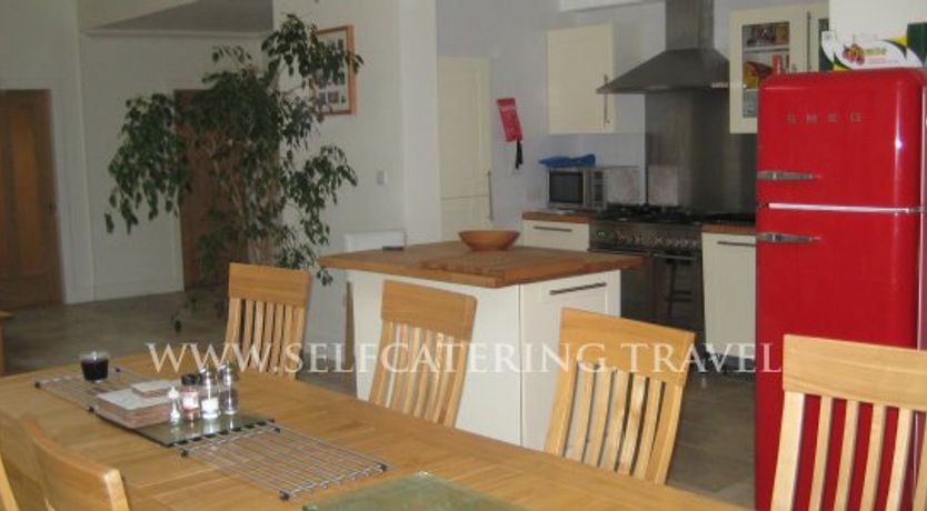 Photo of Selfcatering House