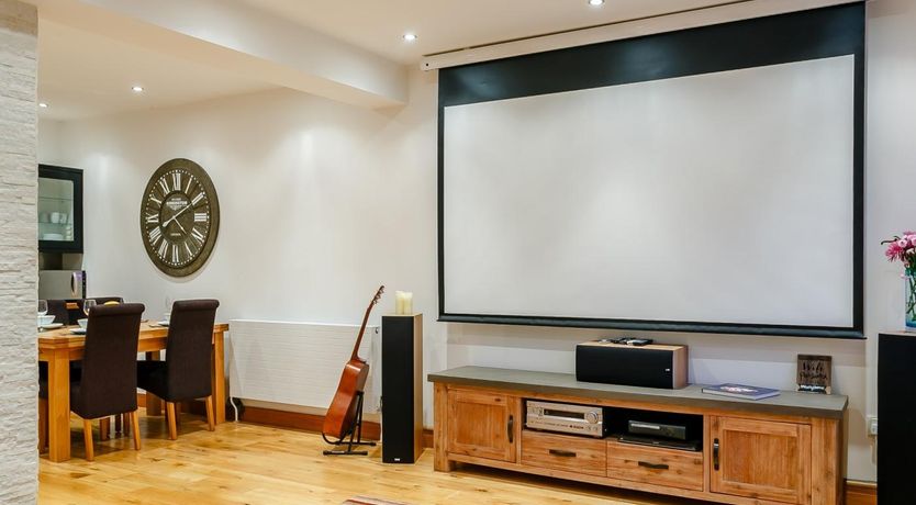 Photo of 2 Bed in Battle