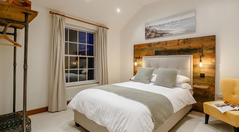 Photo of 2 Bed in Battle