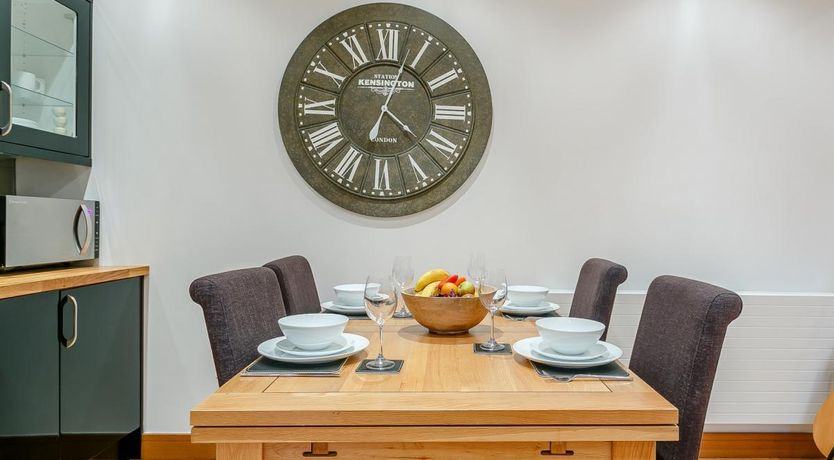 Photo of 2 Bed in Battle