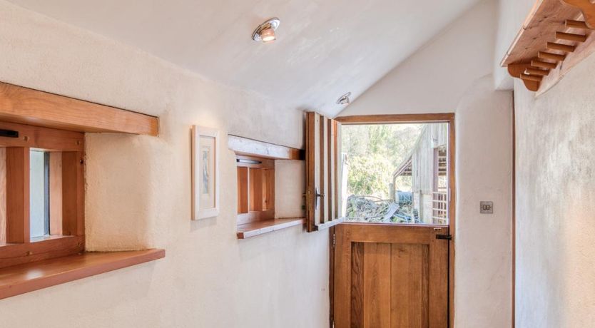 Photo of 2 Bed in Lower Washfield