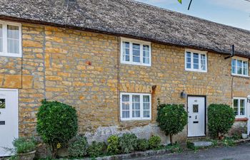 in Uploders (77557) Holiday Cottage