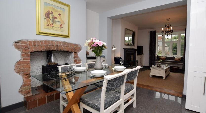 Photo of 2 Bed in Wookey Hole