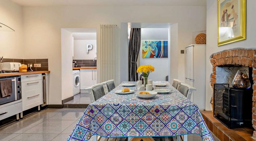 Photo of 2 Bed in Wells