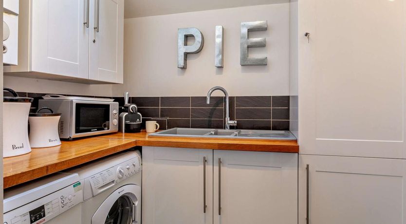 Photo of 2 Bed in Wells