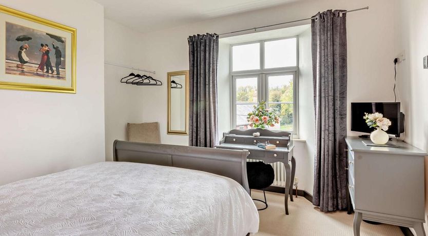 Photo of 2 Bed in Wells