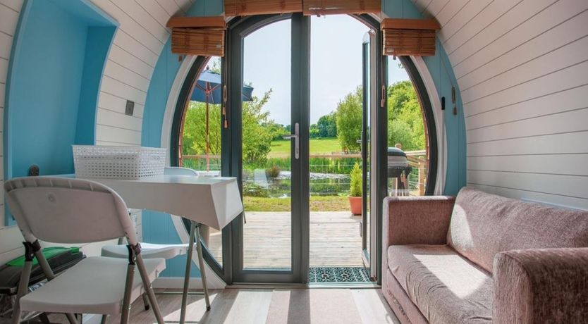 Photo of 1 Bed in Cribyn