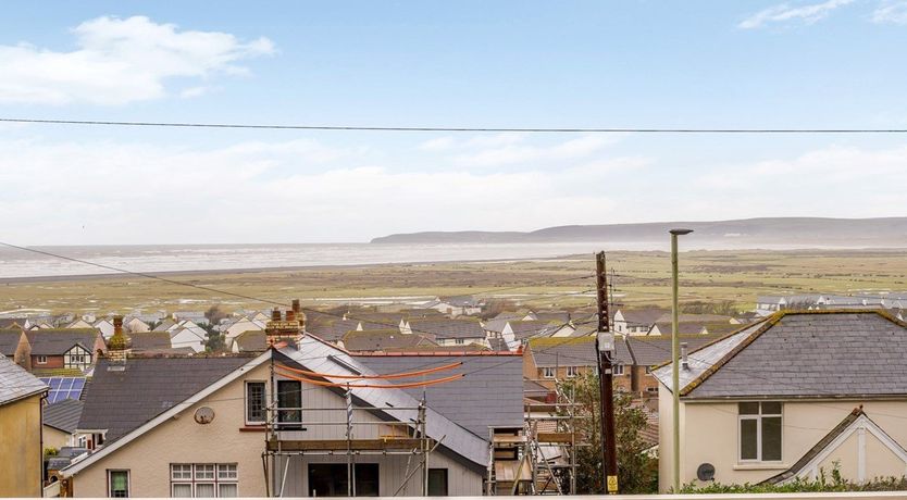 Photo of 2 Bed in Westward Ho