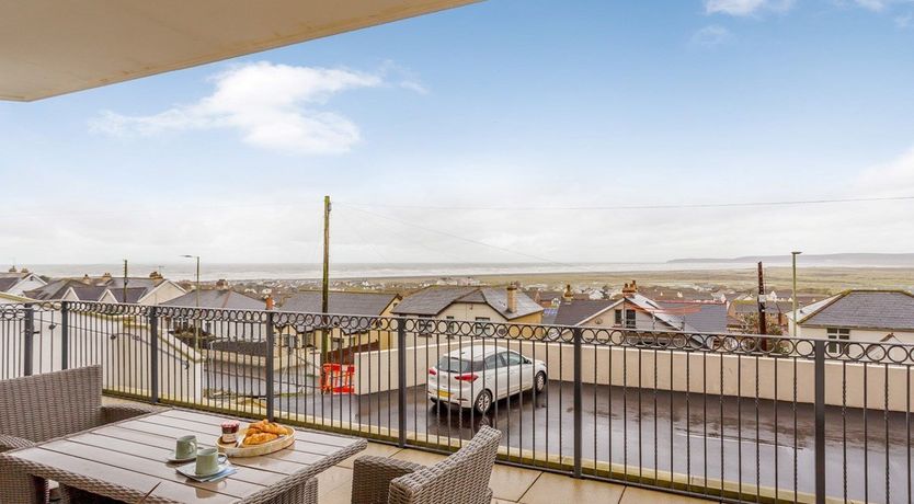 Photo of 2 Bed in Westward Ho