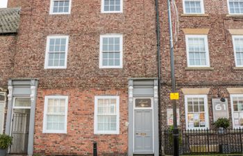 Tynemouth Village Penthouse Villa