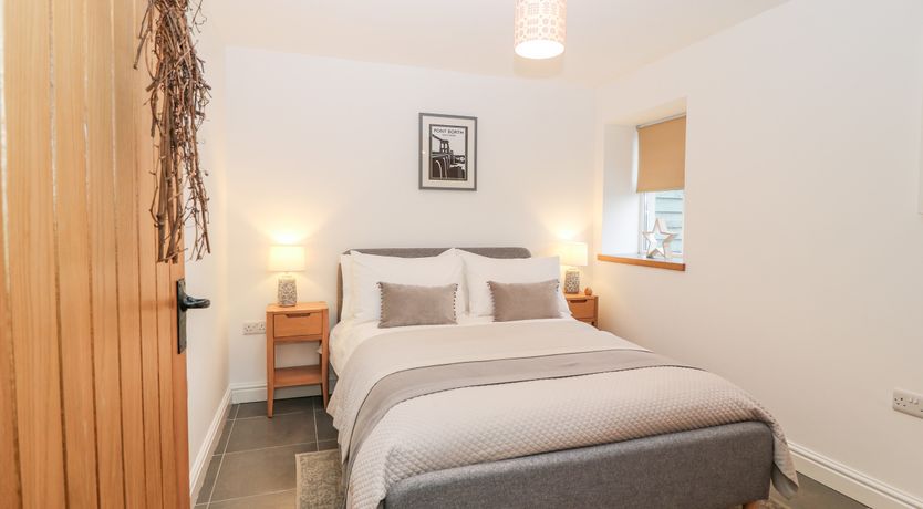 Photo of Ysgubor Llwyd