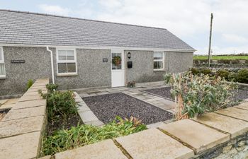 Ysgubor Llwyd Holiday Cottage