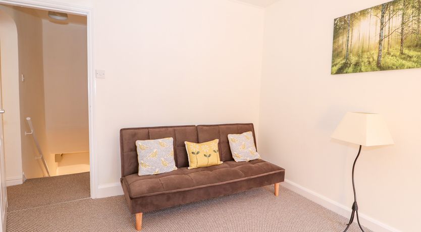 Photo of Lincoln House