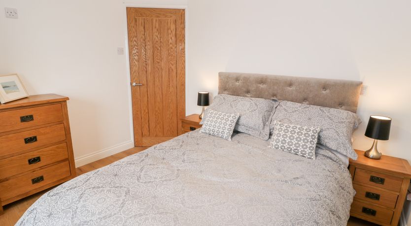 Photo of Tŷ'n Lôn Bach