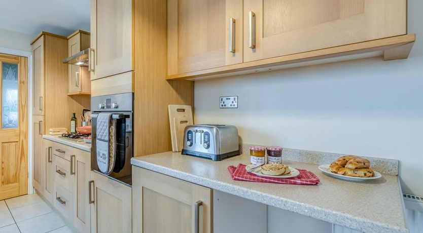 Photo of 3 Bed in Bishops Tawton