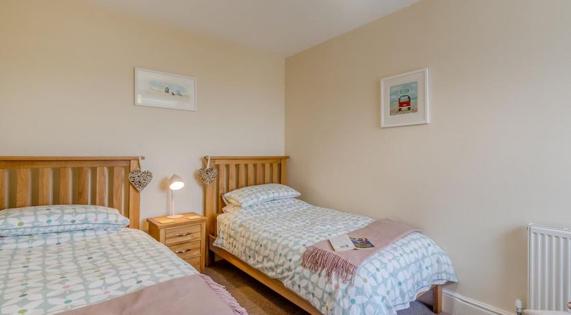 Photo of 3 Bed in Bishops Tawton