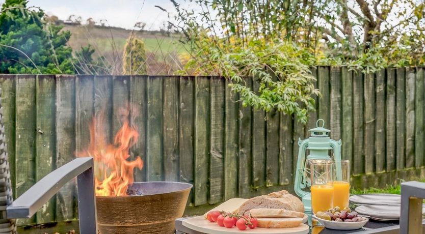 Photo of 3 Bed in Bishops Tawton