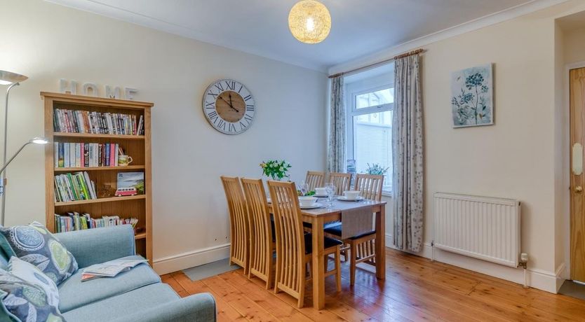 Photo of 3 Bed in Bishops Tawton