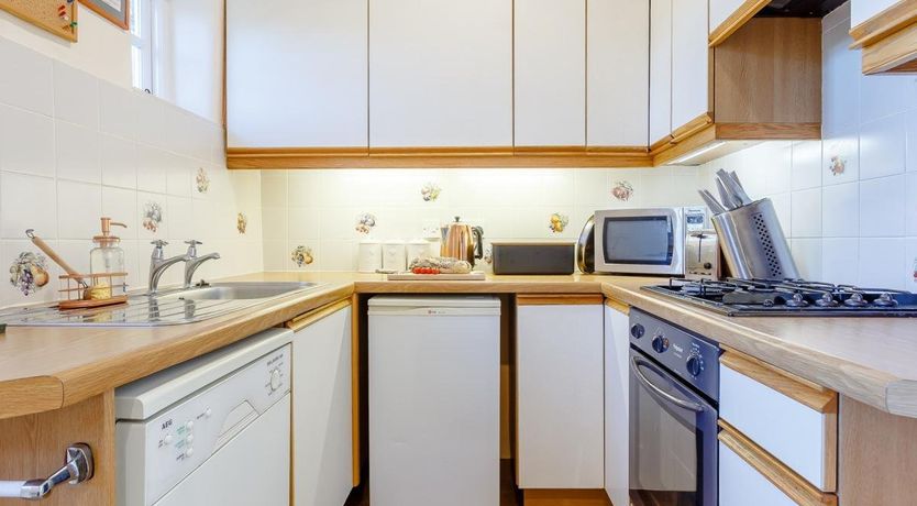 Photo of 2 Bed in Black Torrington