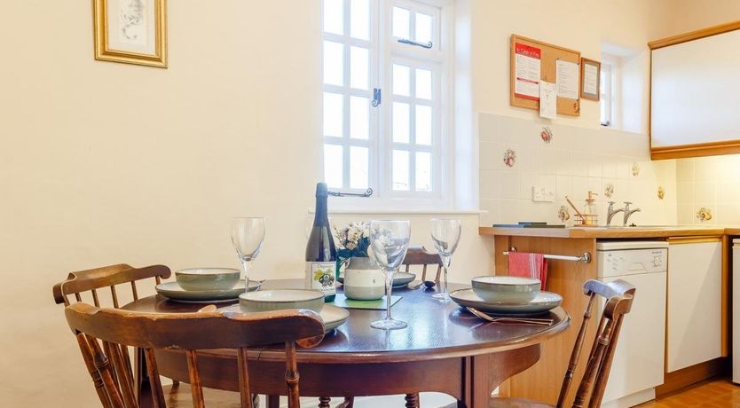 Photo of 2 Bed in Black Torrington