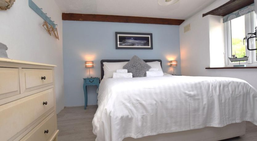 Photo of 1 Bed in Tintagel